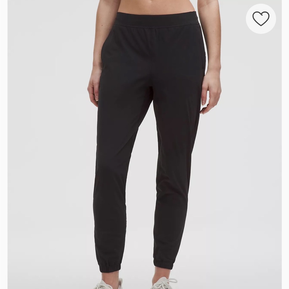 Lululemon Adapted State High-Rise Jogger Size 4 black